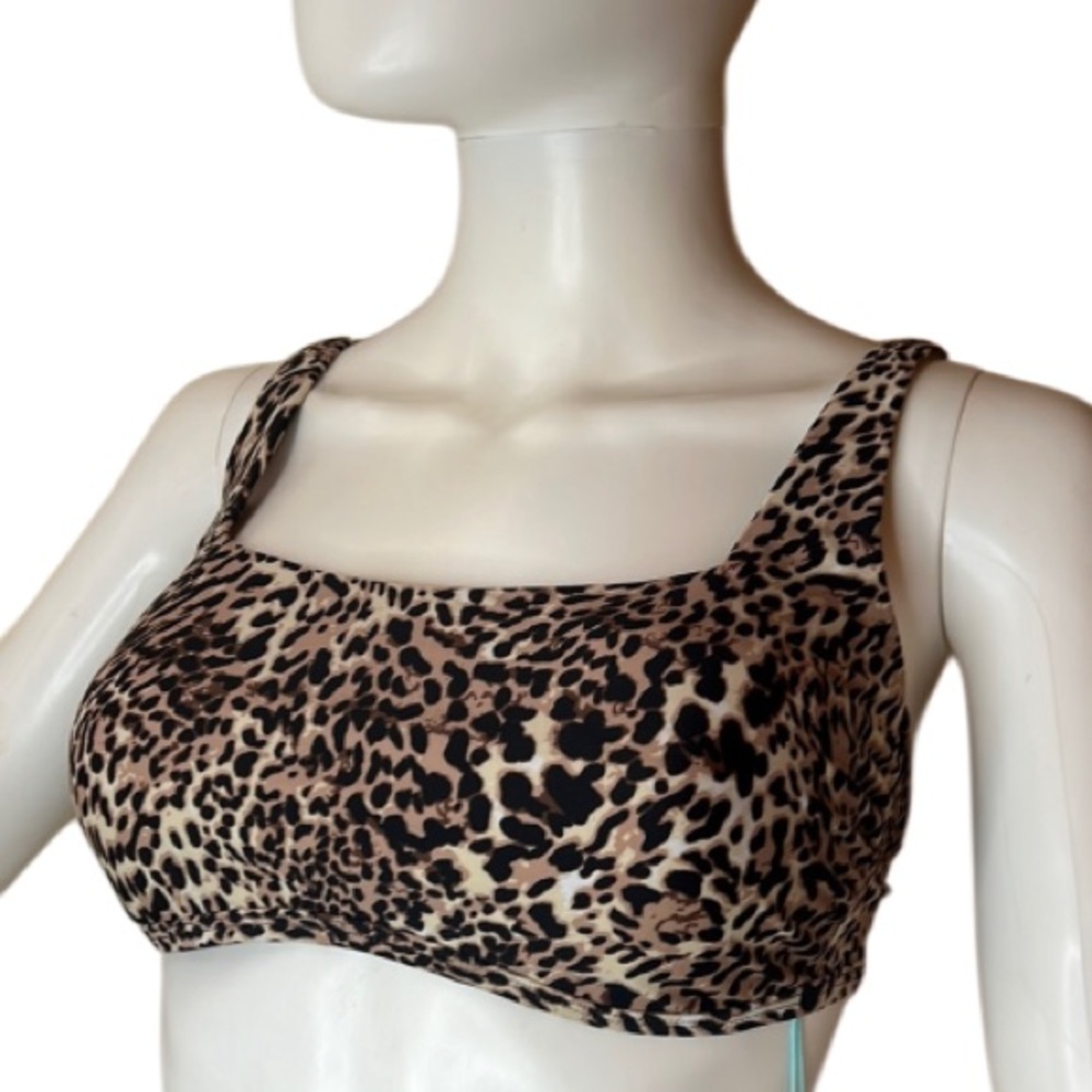 Kona Sole Leopard Print Bikini Top / Size M / New with Tags